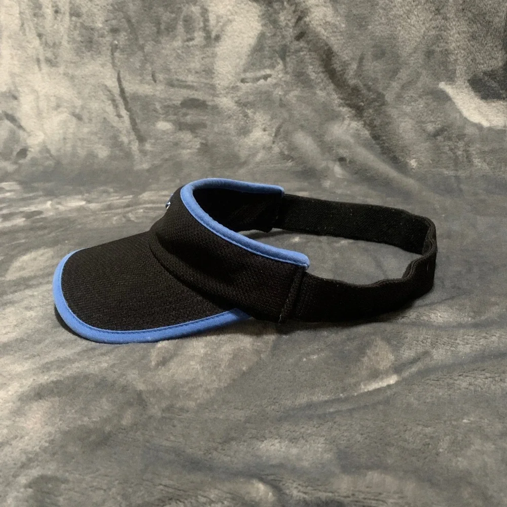 Nike Visor Women OSFM Athletic Black Blue Embroidered Swoosh U21201WDA Sporty